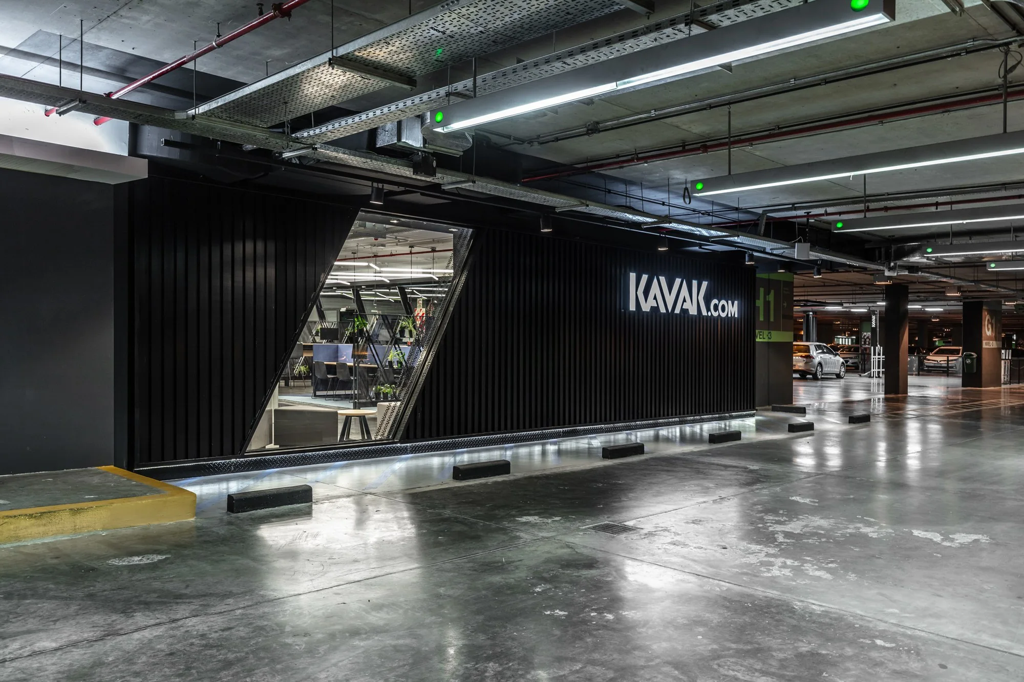 Kavak Hub — foto 1