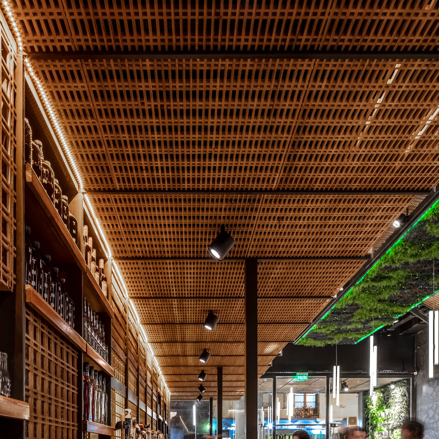 The Nim Bar — foto 18