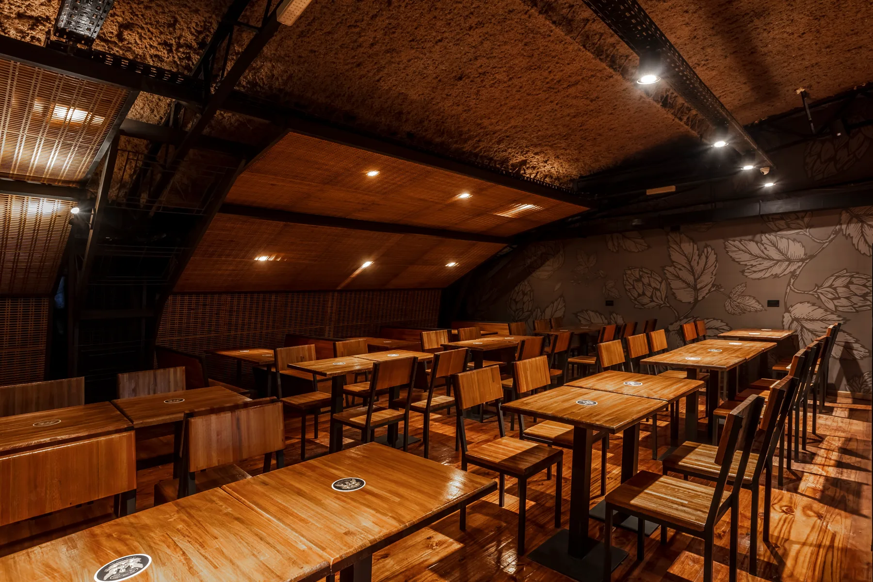 The Nim Bar — foto 6