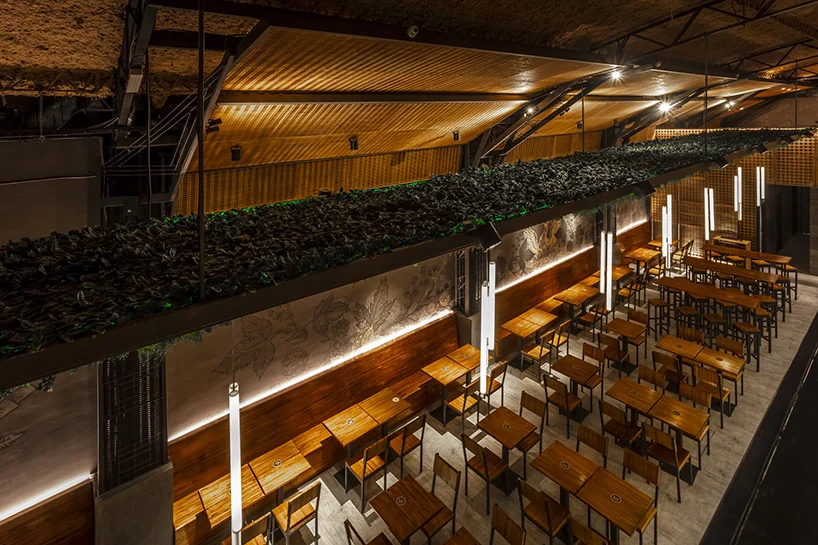 The Nim Bar, fotografía de Federico Kulekdjian — imagen 6